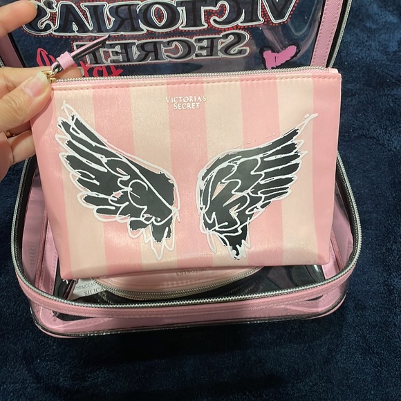 Make up pouch from Victoria secret 3pc!! - Picture 2 of 3